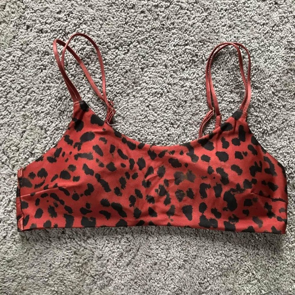 H&M women’s size 8 bikini swimsuit top - Picture 2 of 5